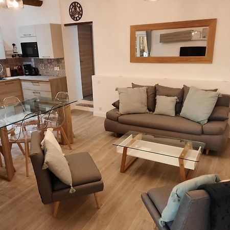 Beautiful Old Town Flat, Near The Beach Ница Екстериор снимка