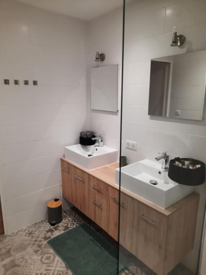 Beautiful Old Town Flat, Near The Beach Ница Екстериор снимка