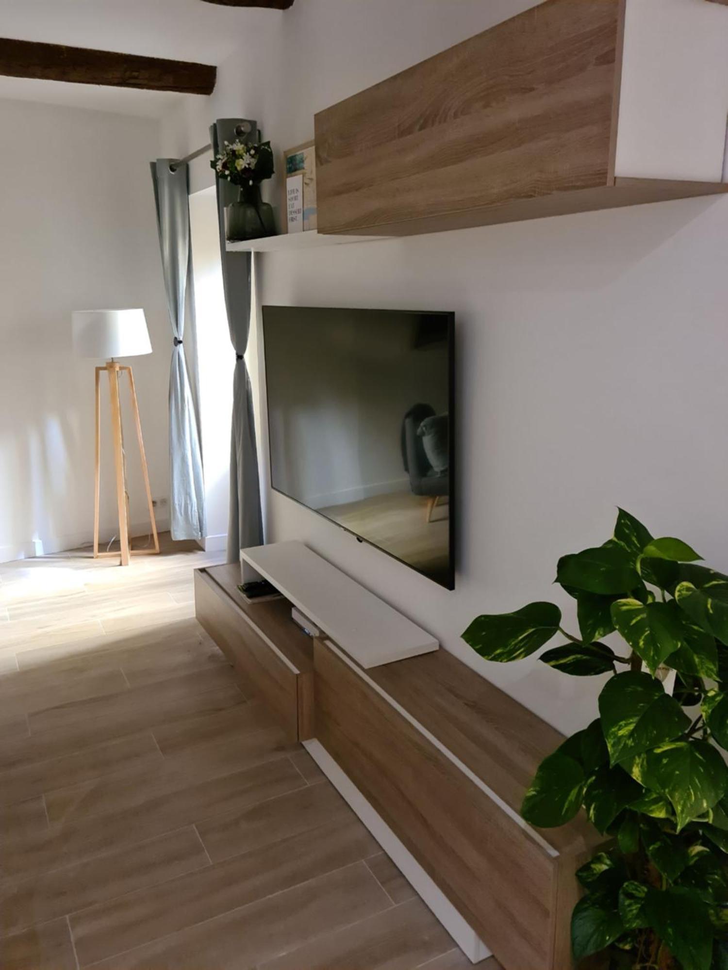 Beautiful Old Town Flat, Near The Beach Ница Екстериор снимка